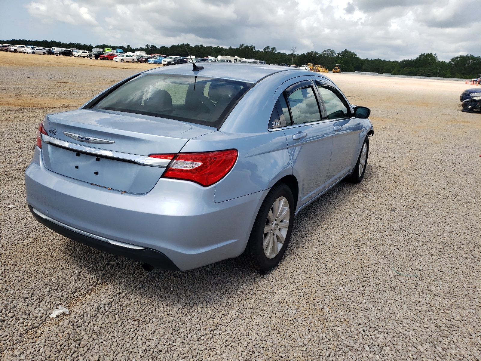 Photo 4 from auction – 2014 CHRYSLER 200 TOURIN with VIN 1C3CCBBB6EN108071