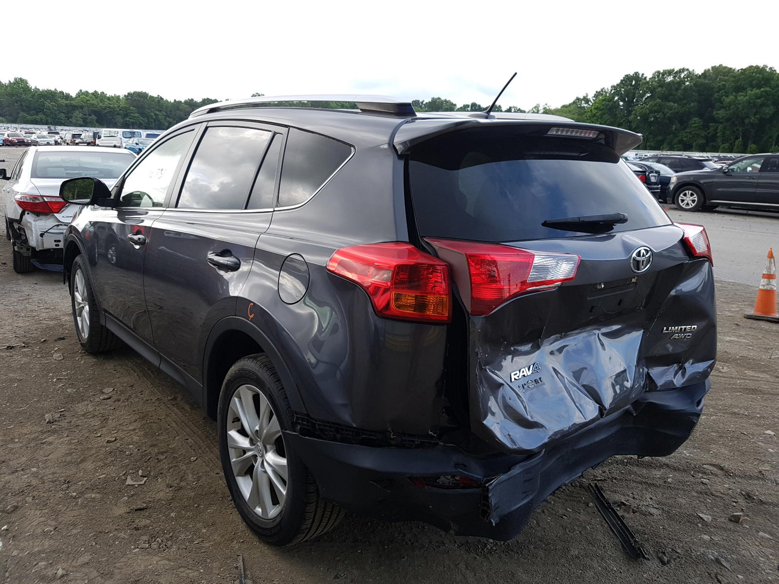 Photo 3 from auction – 2014 TOYOTA RAV4 LIMIT with VIN JTMDFREV5EJ004586