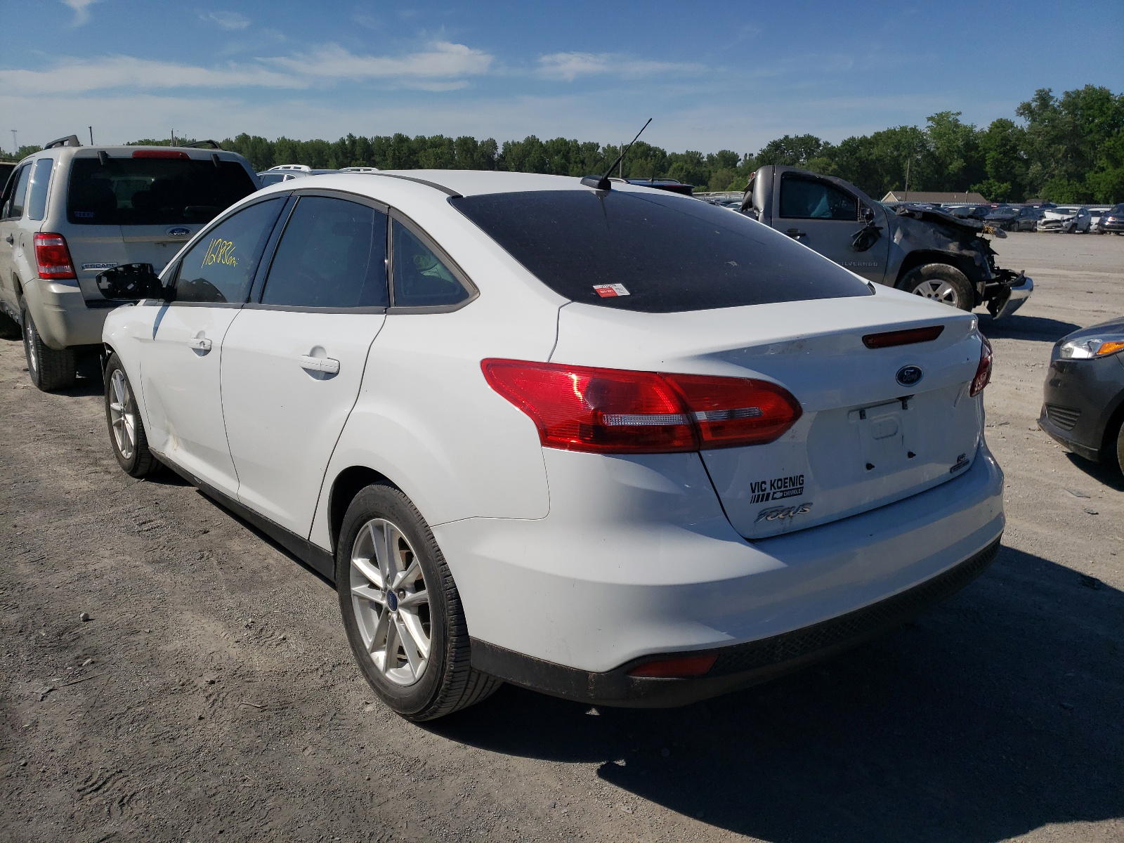 Photo 3 from auction – 2016 FORD FOCUS SE with VIN 1FADP3F29GL340835