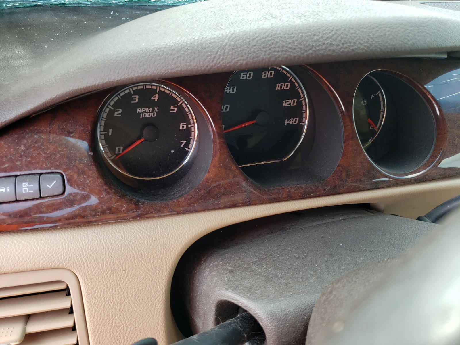 Photo 8 from auction – 2011 BUICK LUCERNE CX with VIN 1G4HC5EM2BU140674