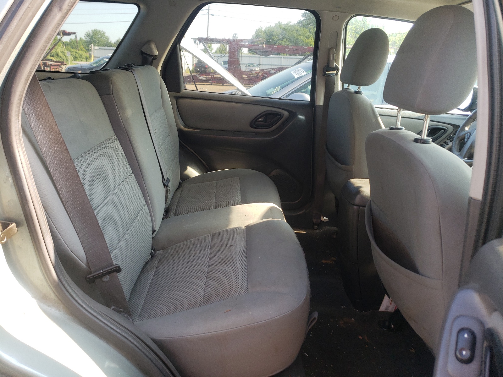 Photo 6 from auction – 2007 FORD ESCAPE XLT with VIN 1FMCU93Z57KA98887
