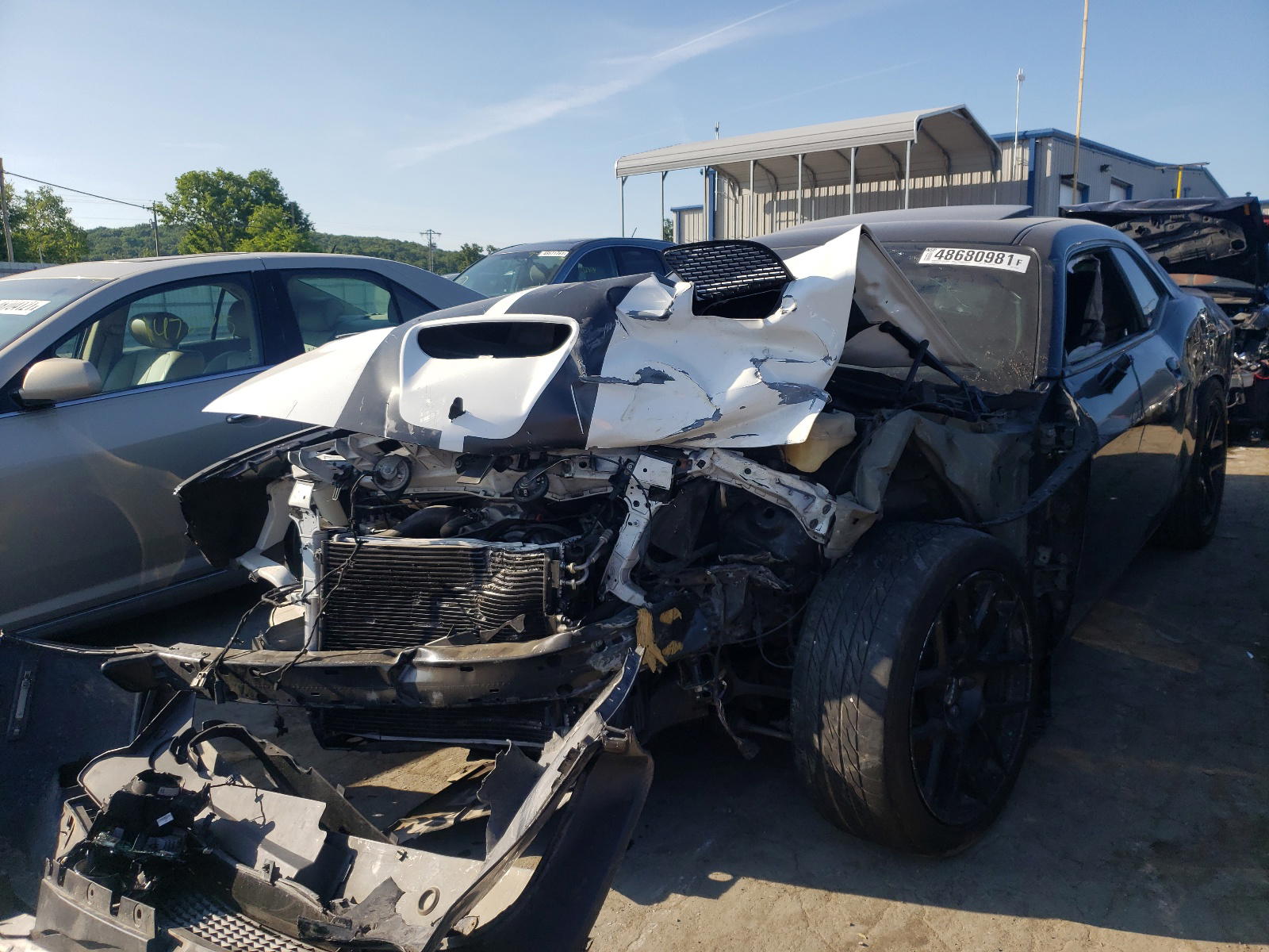 Photo 2 from auction – 2015 DODGE CHALLENGER with VIN 2C3CDZFJ5FH718920