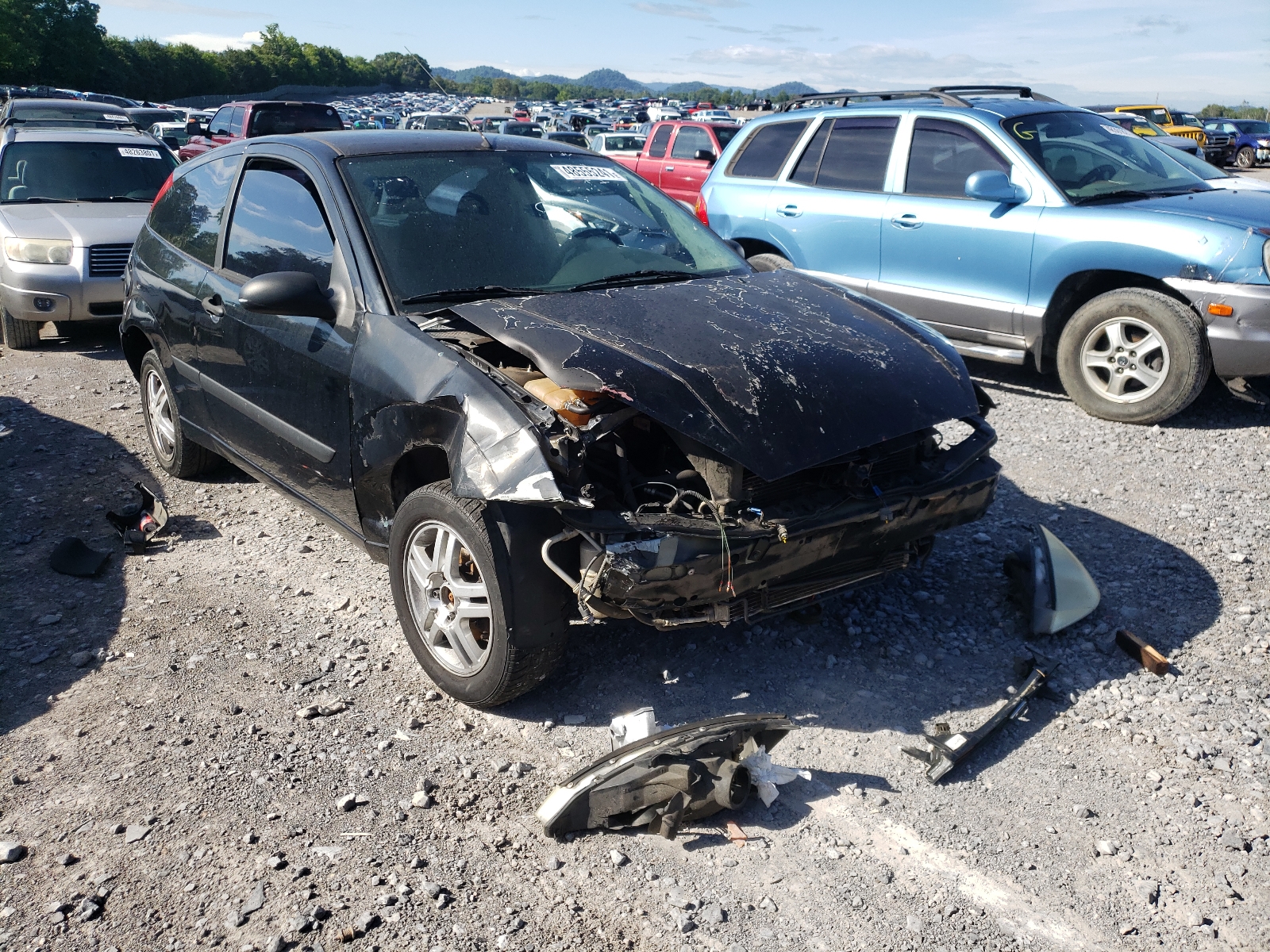 Photo 1 from auction – 2004 FORD FOCUS ZX3 with VIN 3FAFP31344R117060