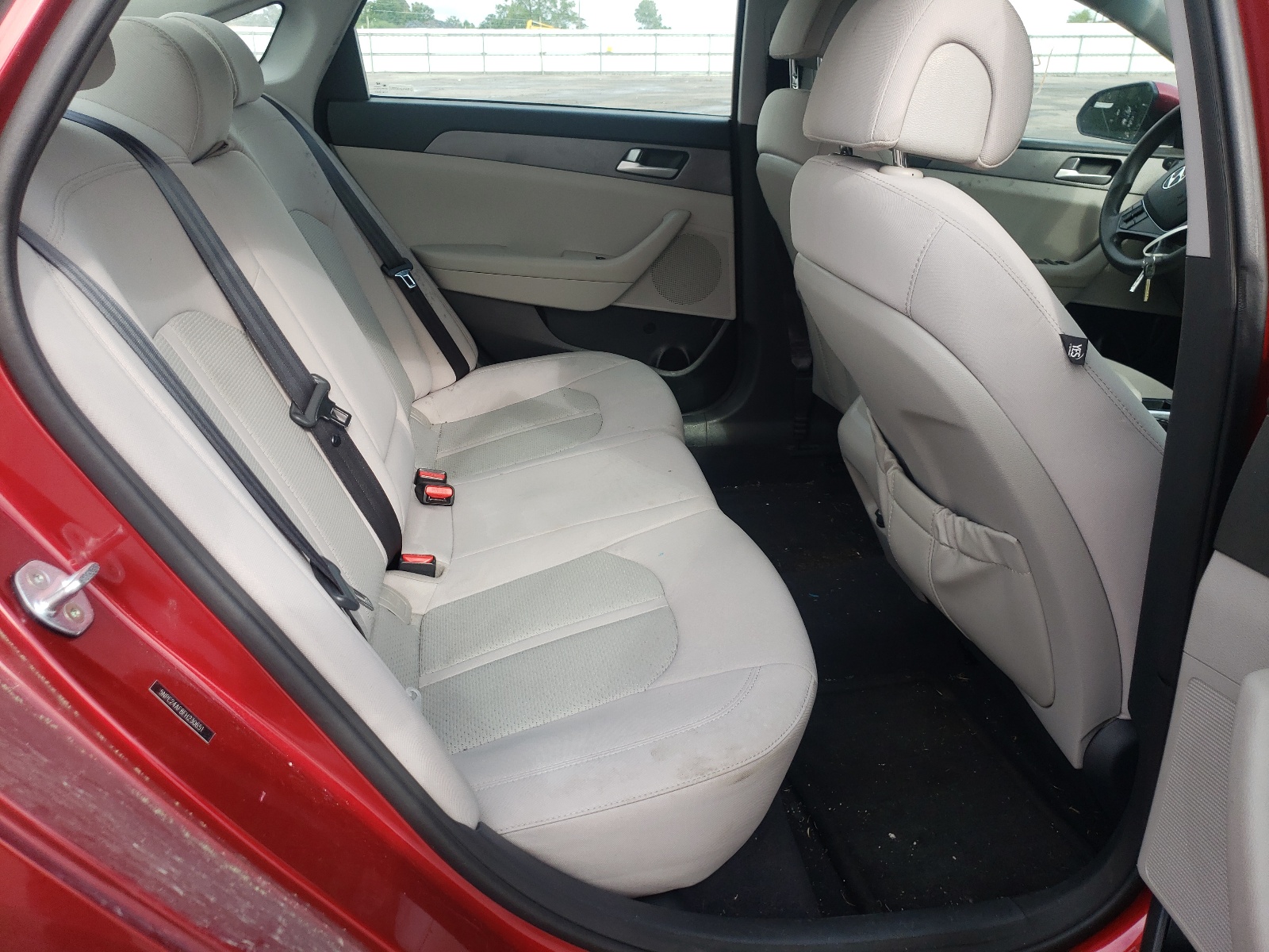 Photo 6 from auction – 2015 HYUNDAI SONATA SE with VIN 5NPE24AF8FH230651