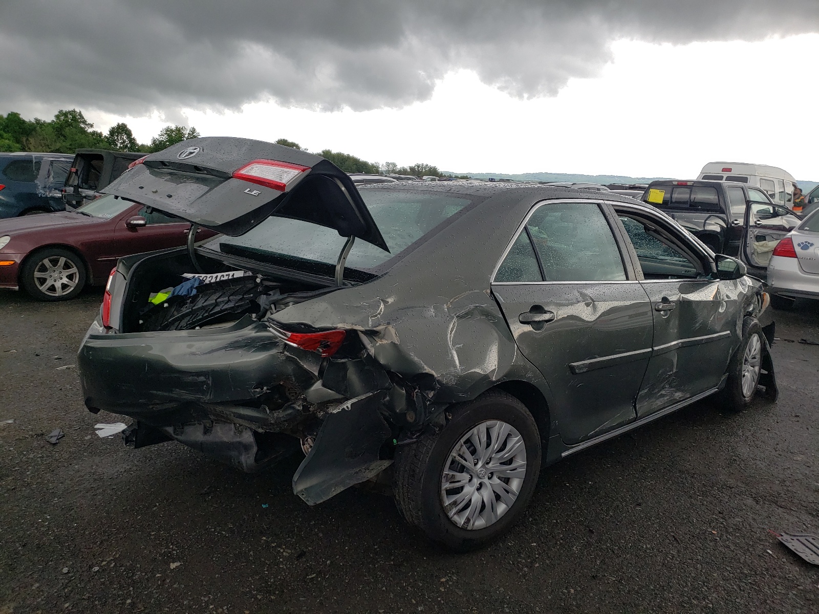 Photo 4 from auction – 2013 TOYOTA CAMRY L with VIN 4T4BF1FK0DR288382