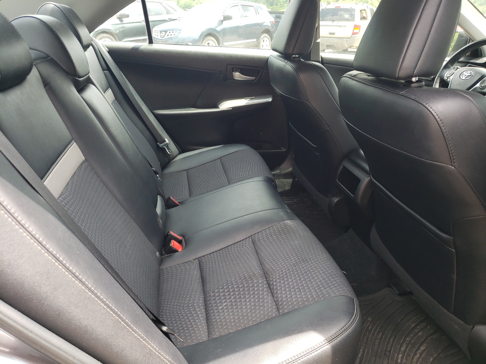 Photo 6 from auction – 2014 TOYOTA CAMRY L with VIN 4T1BF1FK3EU387256