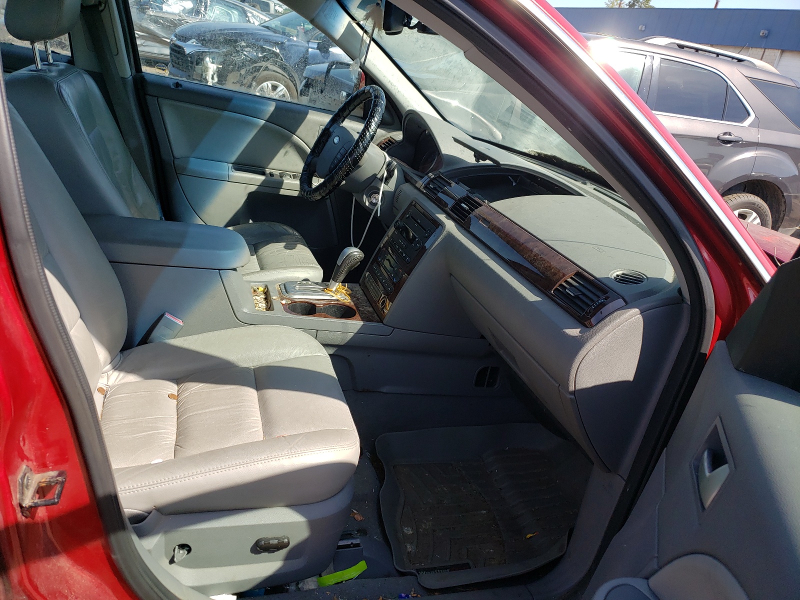 Photo 5 from auction – 2006 FORD FIVE HUNDR with VIN 1FAFP241X6G157190