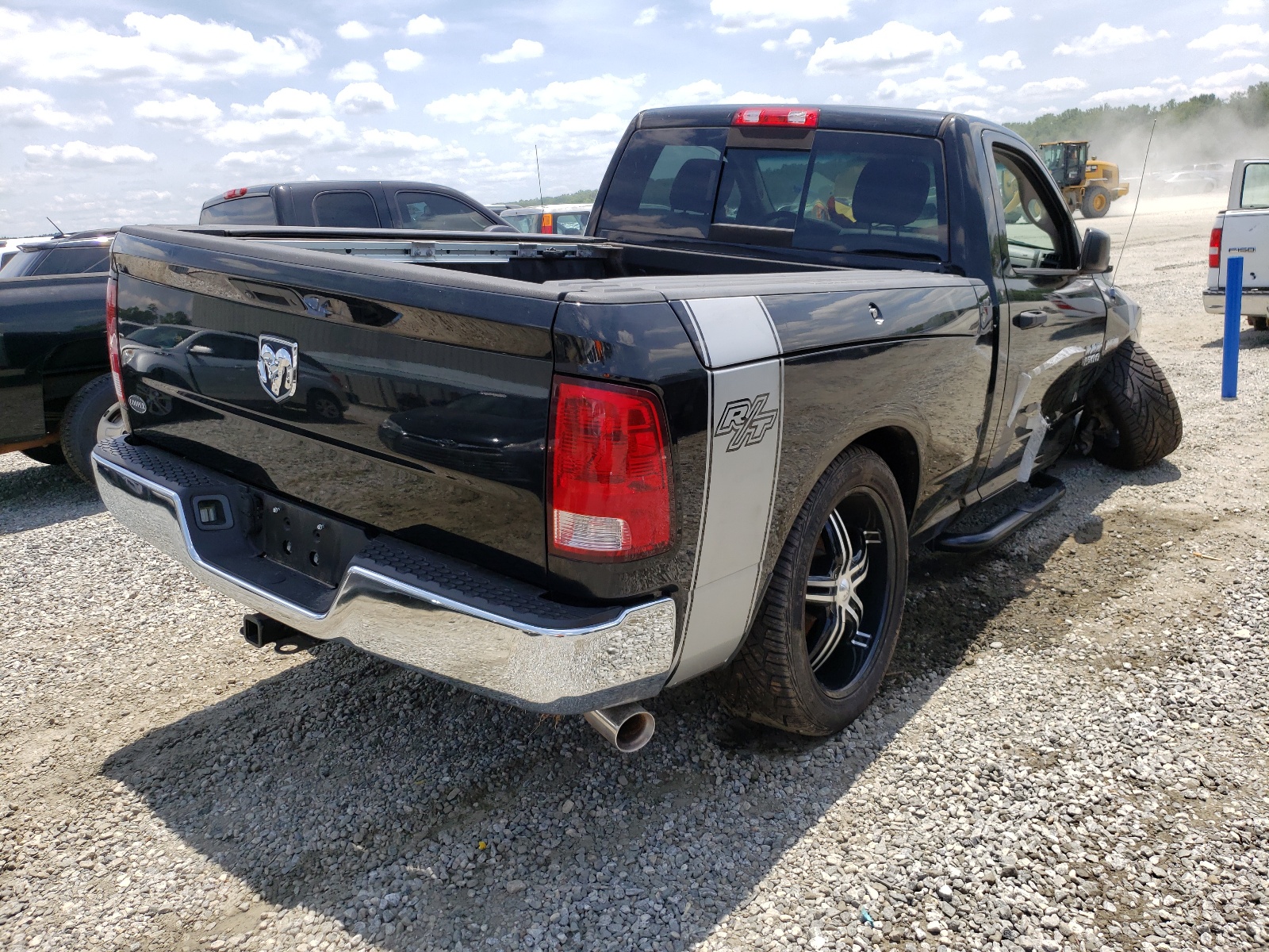 Photo 4 from auction – 2013 RAM 1500 ST with VIN 3C6JR7ATXDG504544