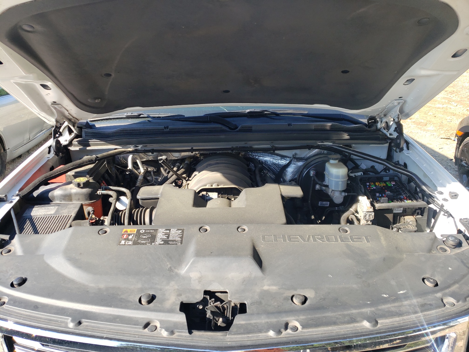 Photo 7 from auction – 2015 CHEVROLET SUBURBAN C with VIN 1GNSCKKC2FR156345
