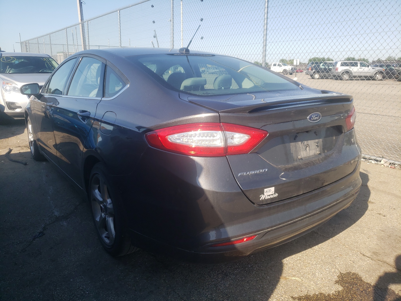 Photo 3 from auction – 2016 FORD FUSION S with VIN 3FA6P0G78GR232225