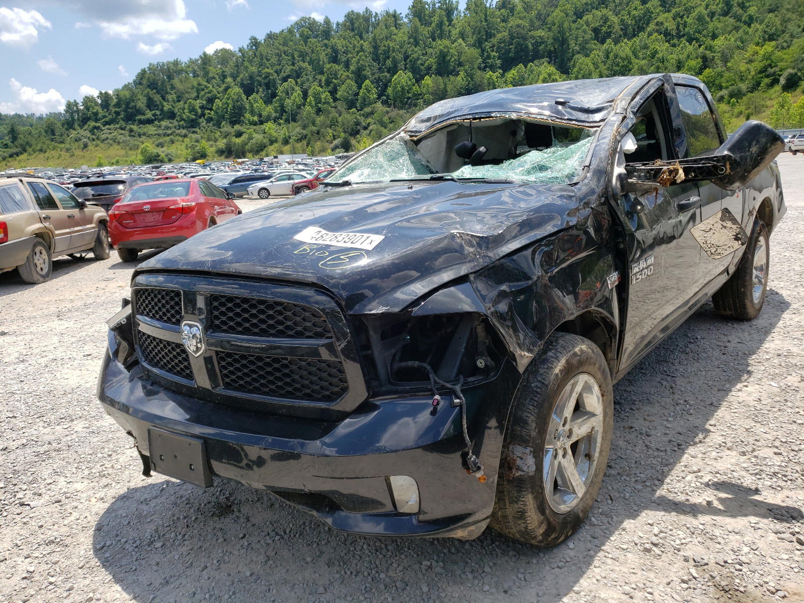 Photo 2 from auction – 2016 RAM 1500 ST with VIN 3C6RR7KT1GG344611