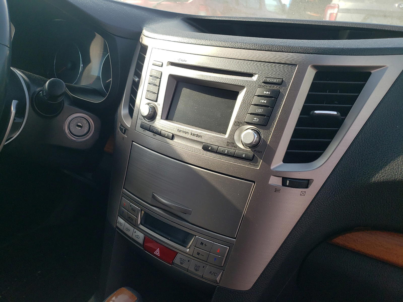 Photo 9 from auction – 2013 SUBARU OUTBACK 2. with VIN 4S4BRCKC8D3213687
