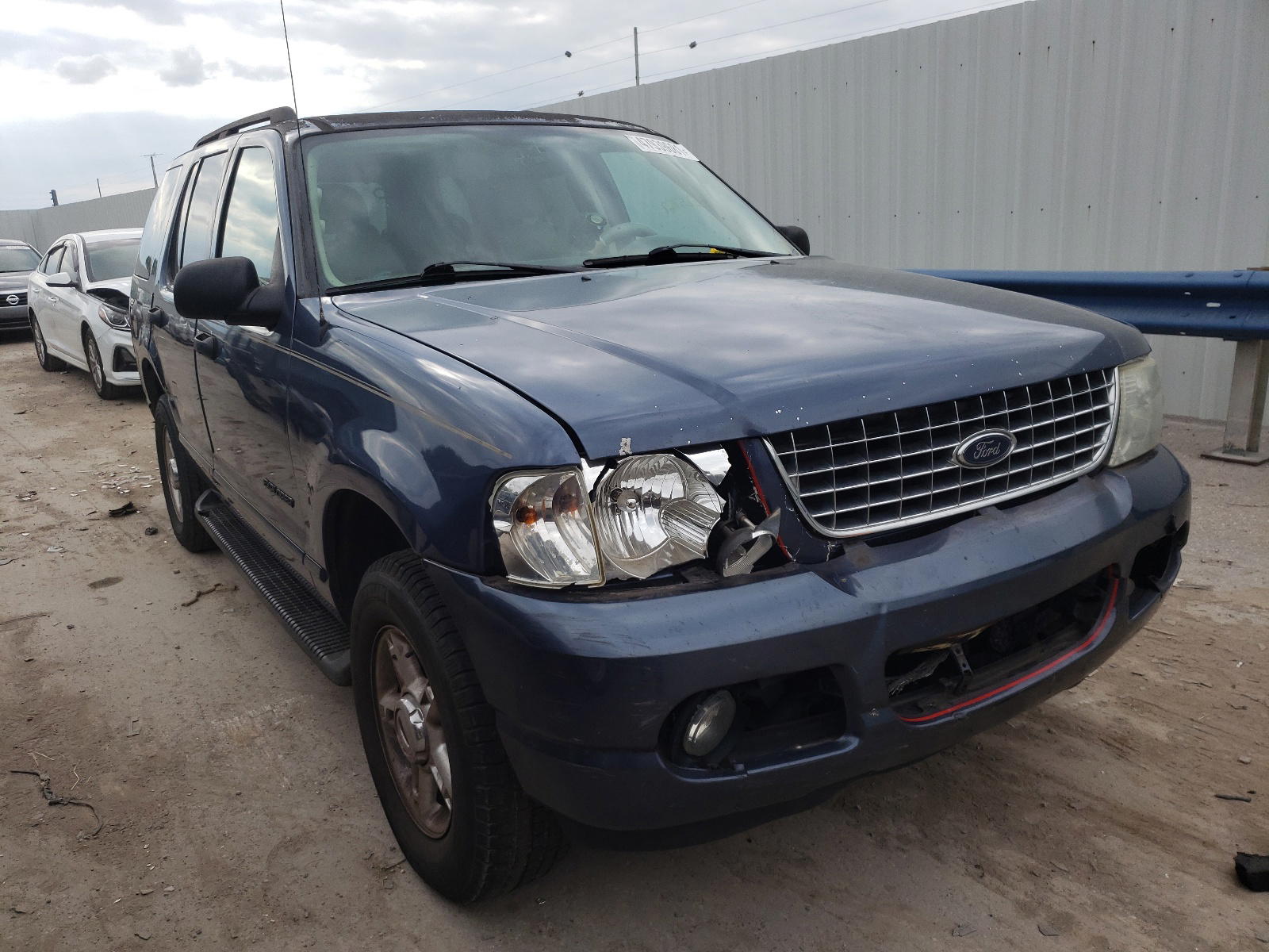 FORD EXPLORER X 2004 with VIN 1FMZU63W74ZA69490 - Photo from auction