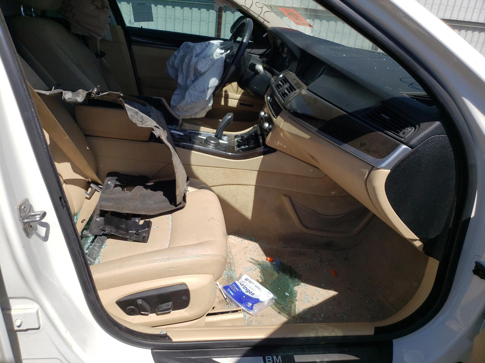 Photo 5 from auction – 2014 BMW 528 I with VIN WBA5A5C58ED020887