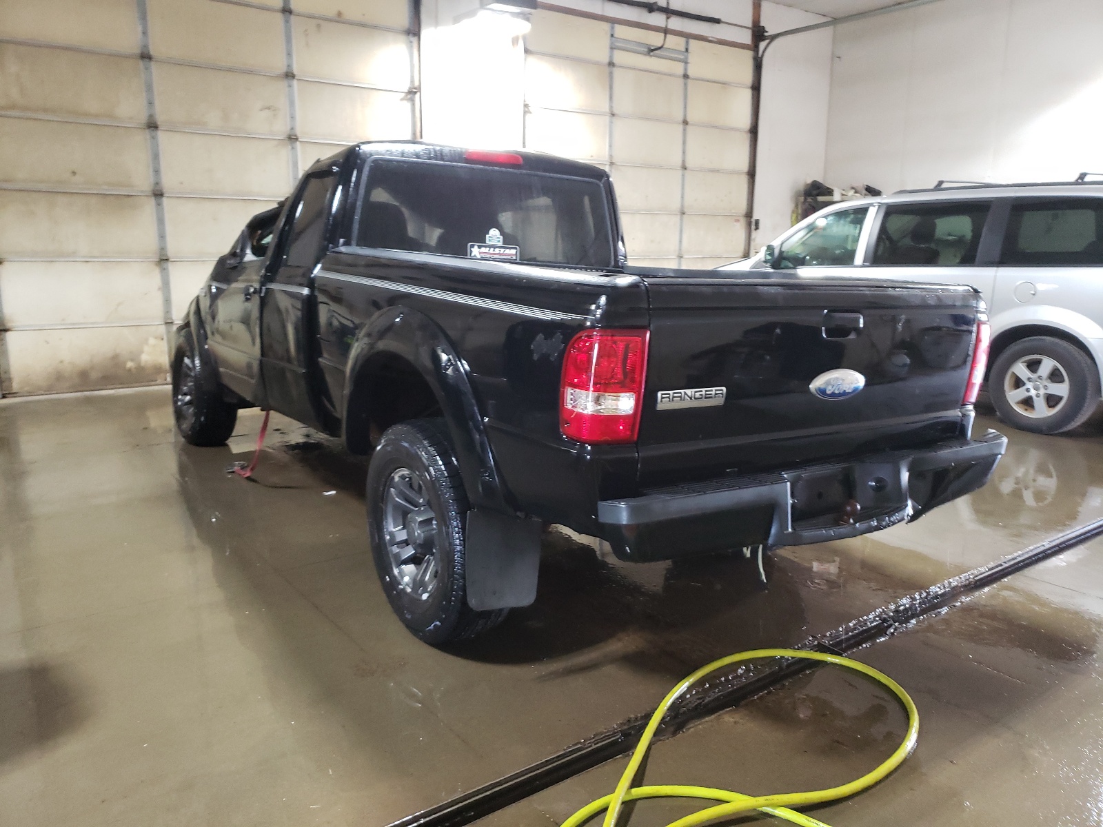 Photo 3 from auction – 2009 FORD RANGER SUP with VIN 1FTZR45EX9PA07891