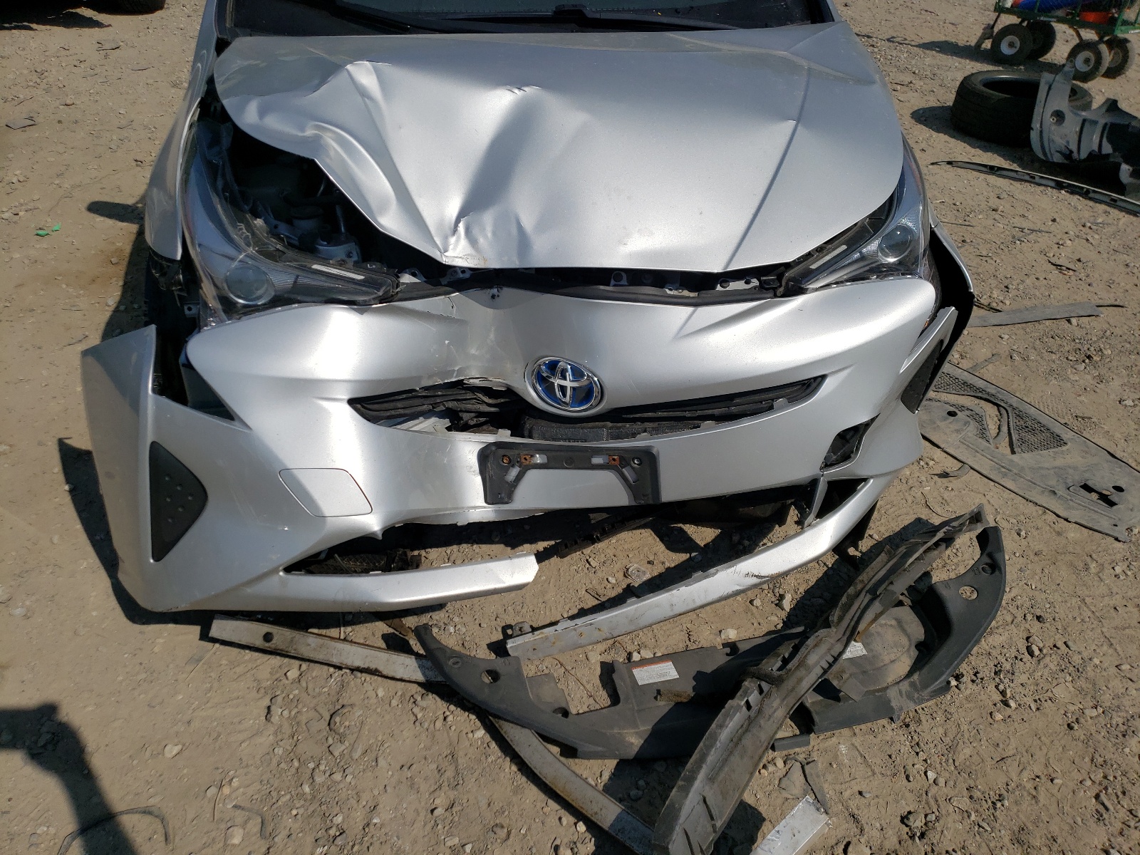 Photo 9 from auction – 2016 TOYOTA PRIUS with VIN JTDKARFU9G3515334