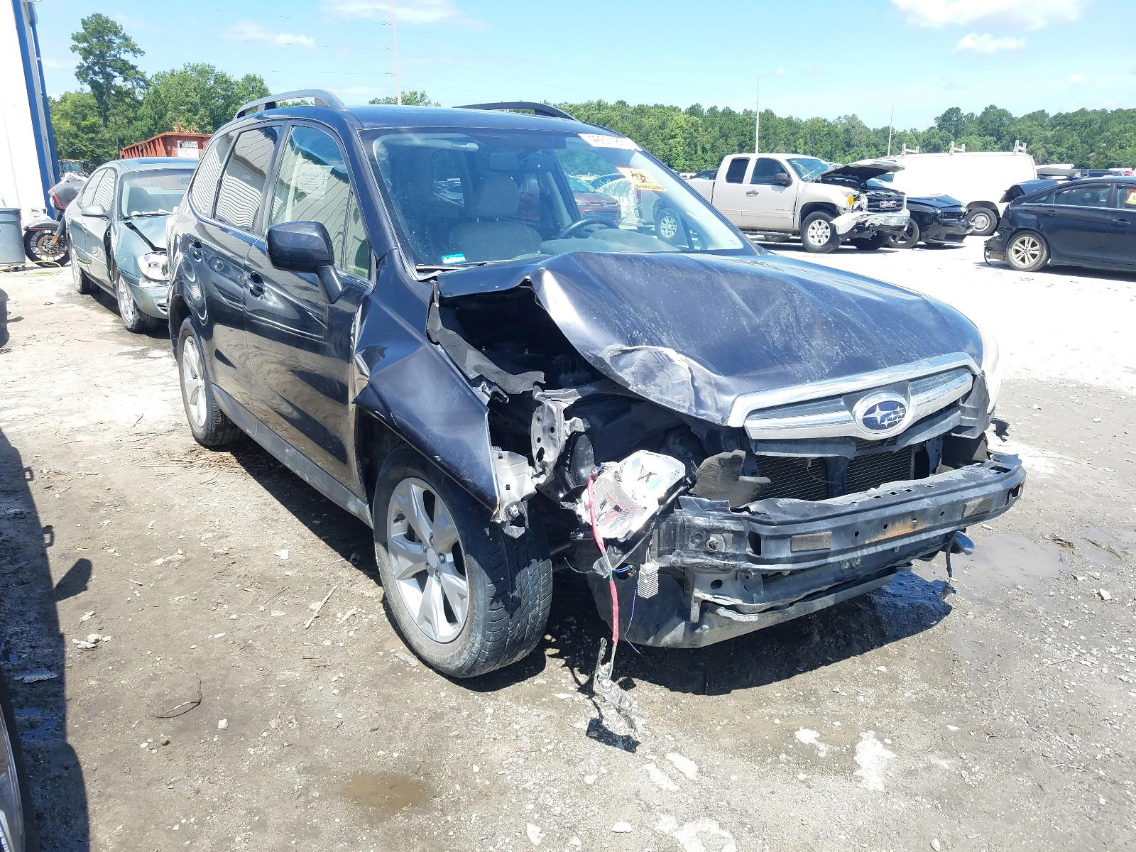 SUBARU FORESTER 2 2014 with VIN JF2SJAHC7EH404370 - Photo from auction