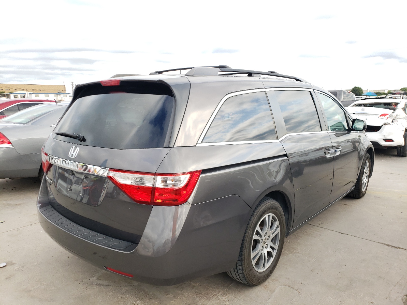 Photo 4 from auction – 2012 HONDA ODYSSEY EX with VIN 5FNRL5H63CB116514
