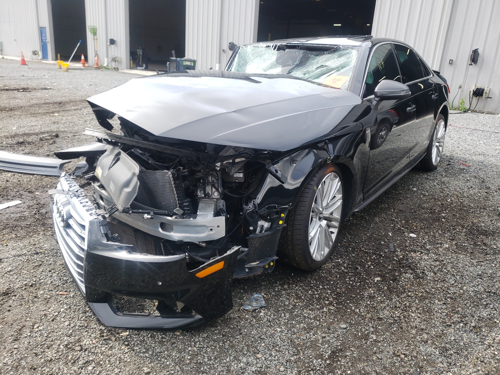 Photo 2 from auction – 2017 AUDI A4 PRESTIG with VIN WAUFNAF44HN023675