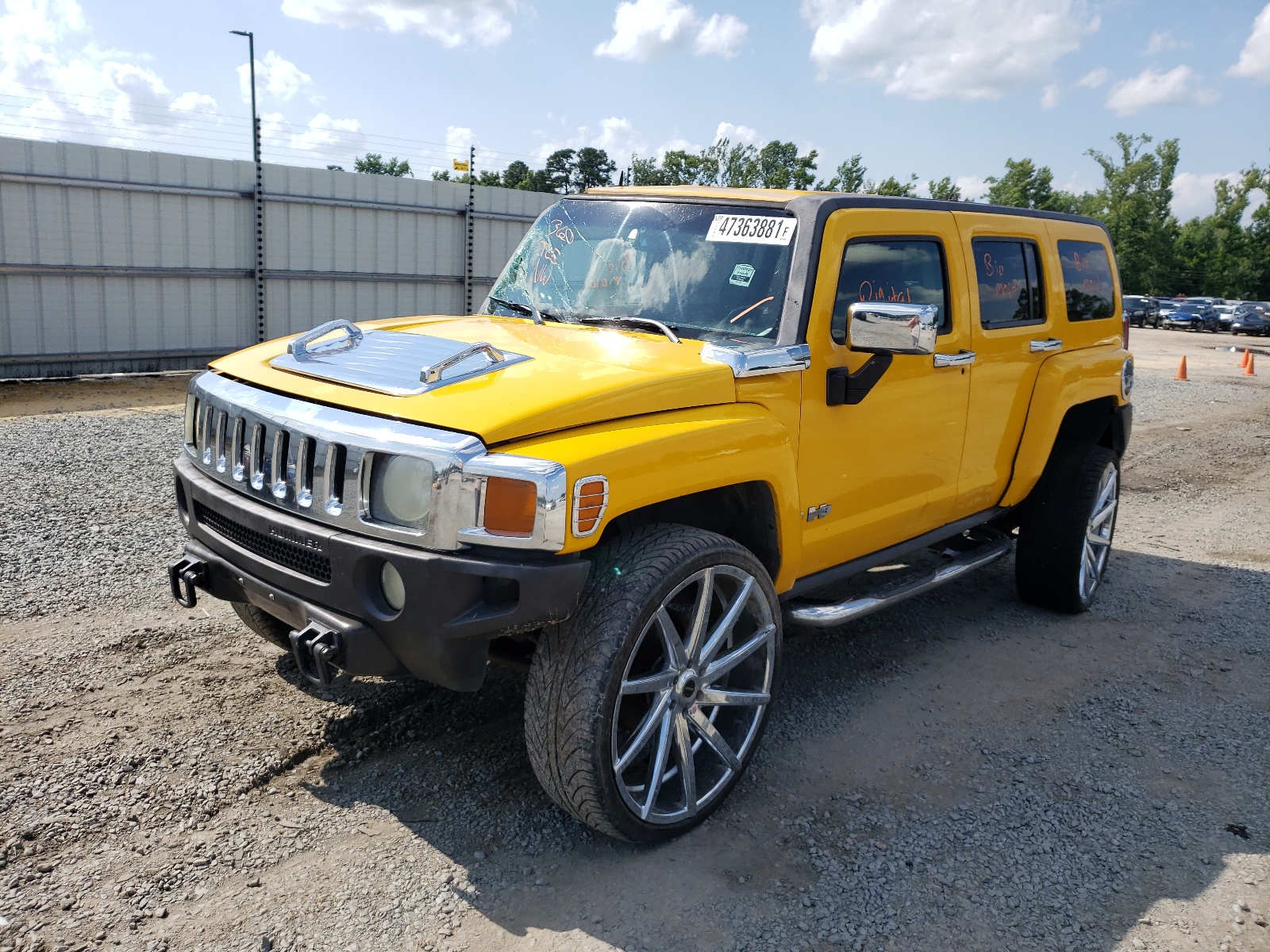 Photo 2 from auction – 2006 HUMMER H3 with VIN 5GTDN136068164750
