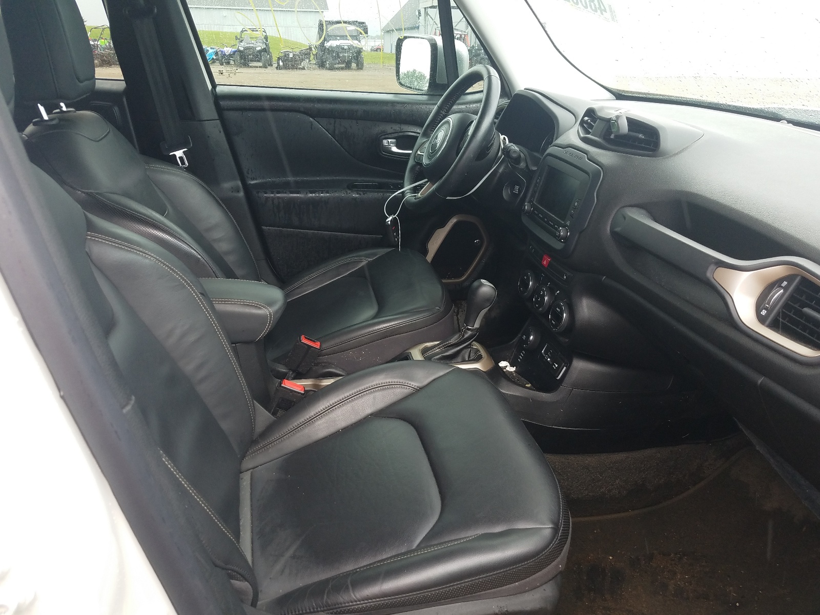 Photo 5 from auction – 2016 JEEP RENEGADE L with VIN ZACCJBDT9GPC79205