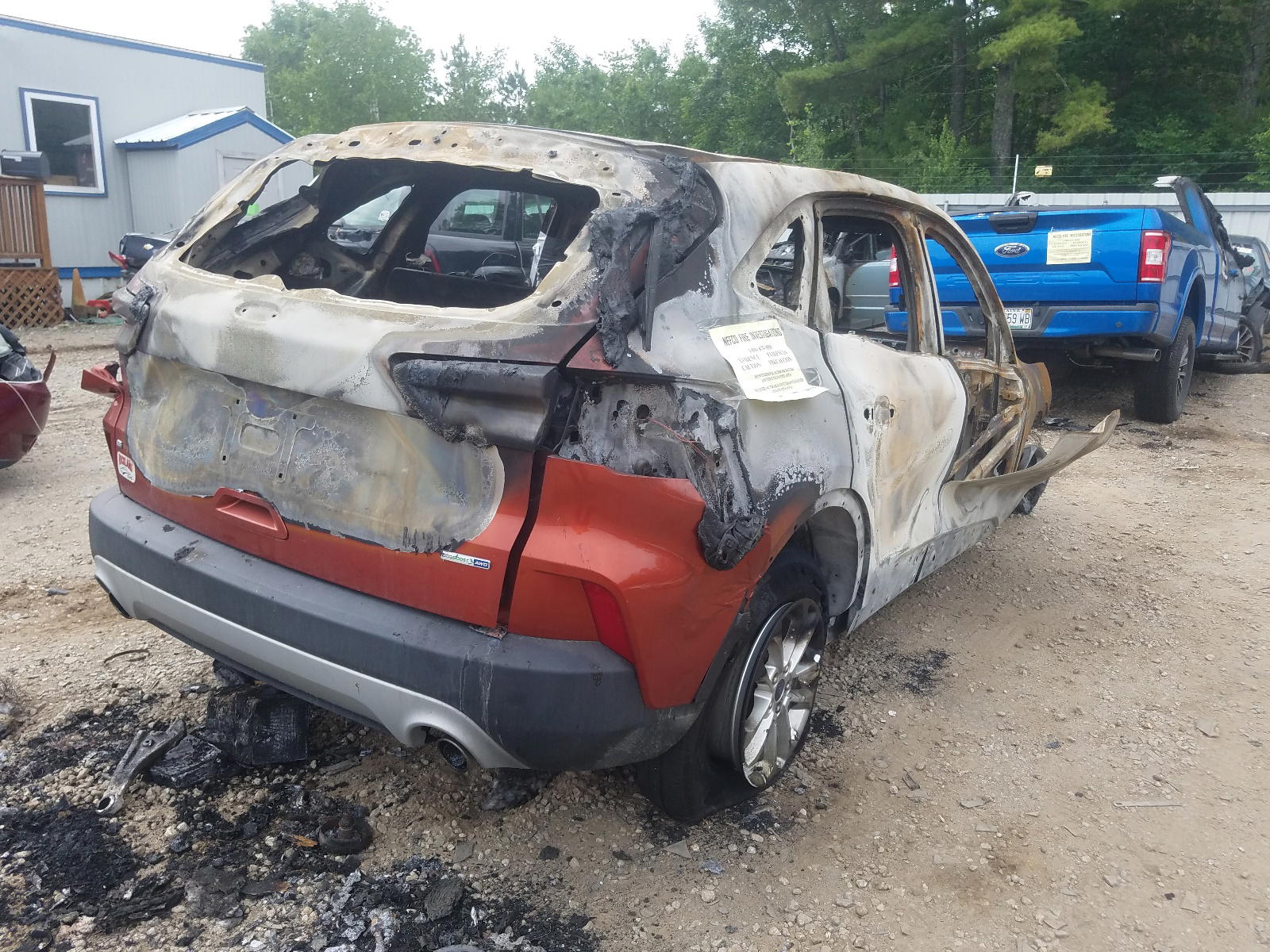 Photo 4 from auction – 2020 FORD ESCAPE SE with VIN 1FMCU9G69LUA89351