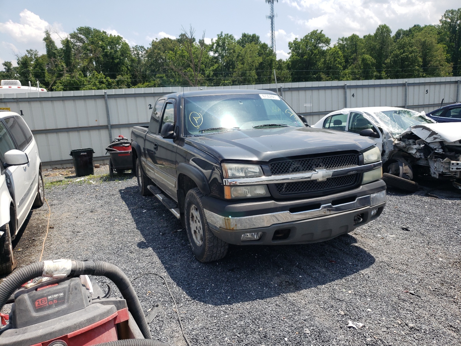 صورة رقم 1 من المزاد - 2003 CHEVROLET SILVERADO مع VIN 2GCEK19T631223820