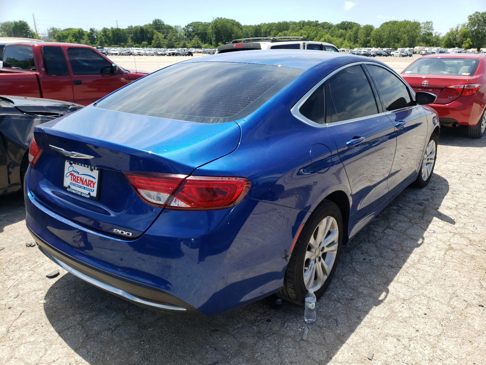 Photo 4 from auction – 2015 CHRYSLER 200 LIMITE with VIN 1C3CCCAB5FN507658