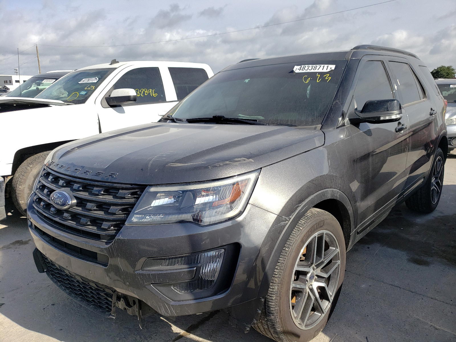 Photo 2 from auction – 2016 FORD EXPLORER S with VIN 1FM5K8GT8GGB05431