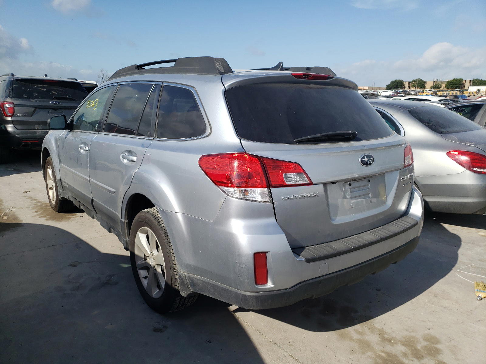 Photo 3 from auction – 2013 SUBARU OUTBACK 2. with VIN 4S4BRCKC8D3213687