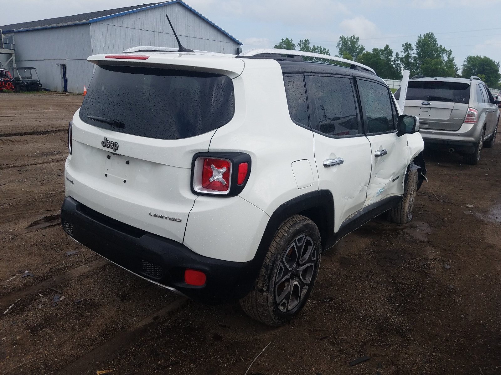 Photo 4 from auction – 2016 JEEP RENEGADE L with VIN ZACCJBDT9GPC79205