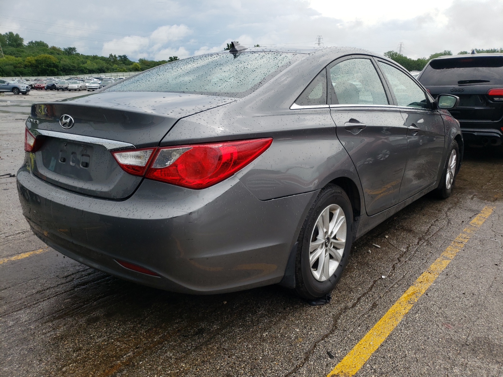 Photo 4 from auction – 2013 HYUNDAI SONATA GLS with VIN 5NPEB4AC6DH505517