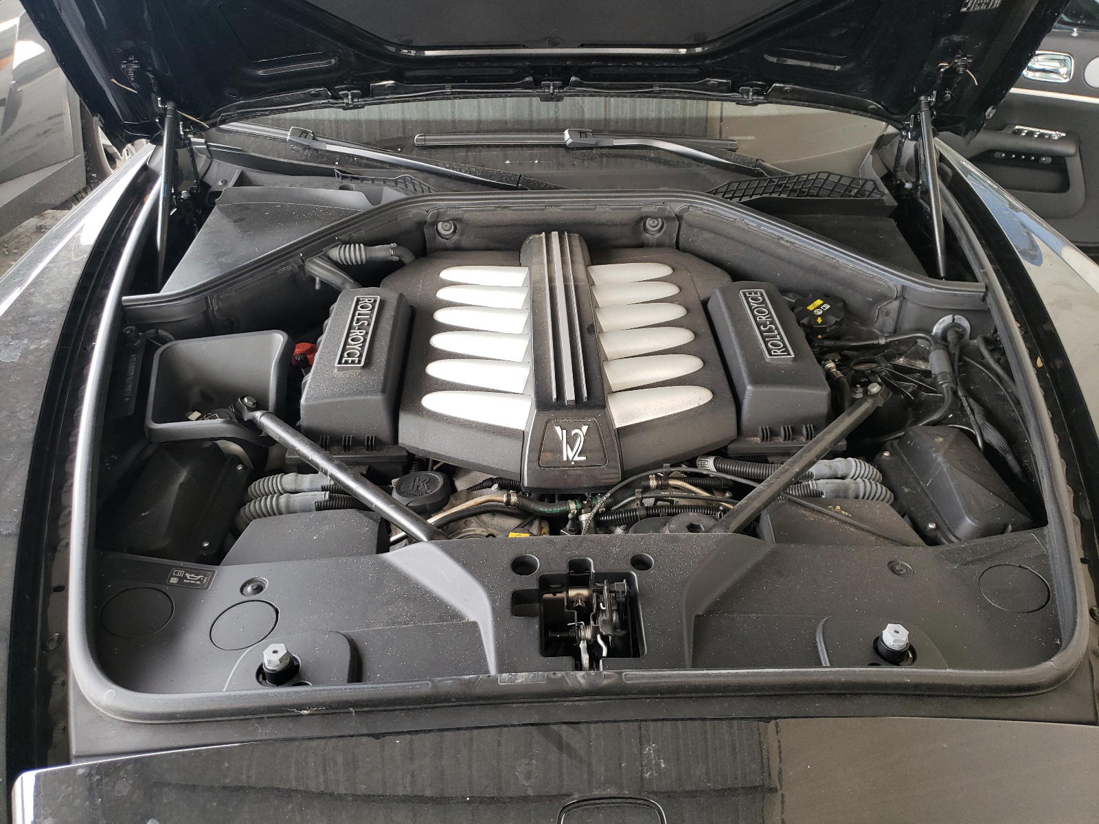 Photo 7 from auction – 2019 ROLLS-ROYCE DAWN with VIN SCA666D51KU115873