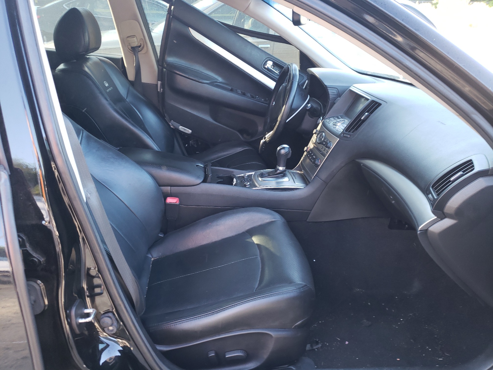 Photo 5 from auction – 2012 INFINITI G25 with VIN JN1DV6AR7CM730975