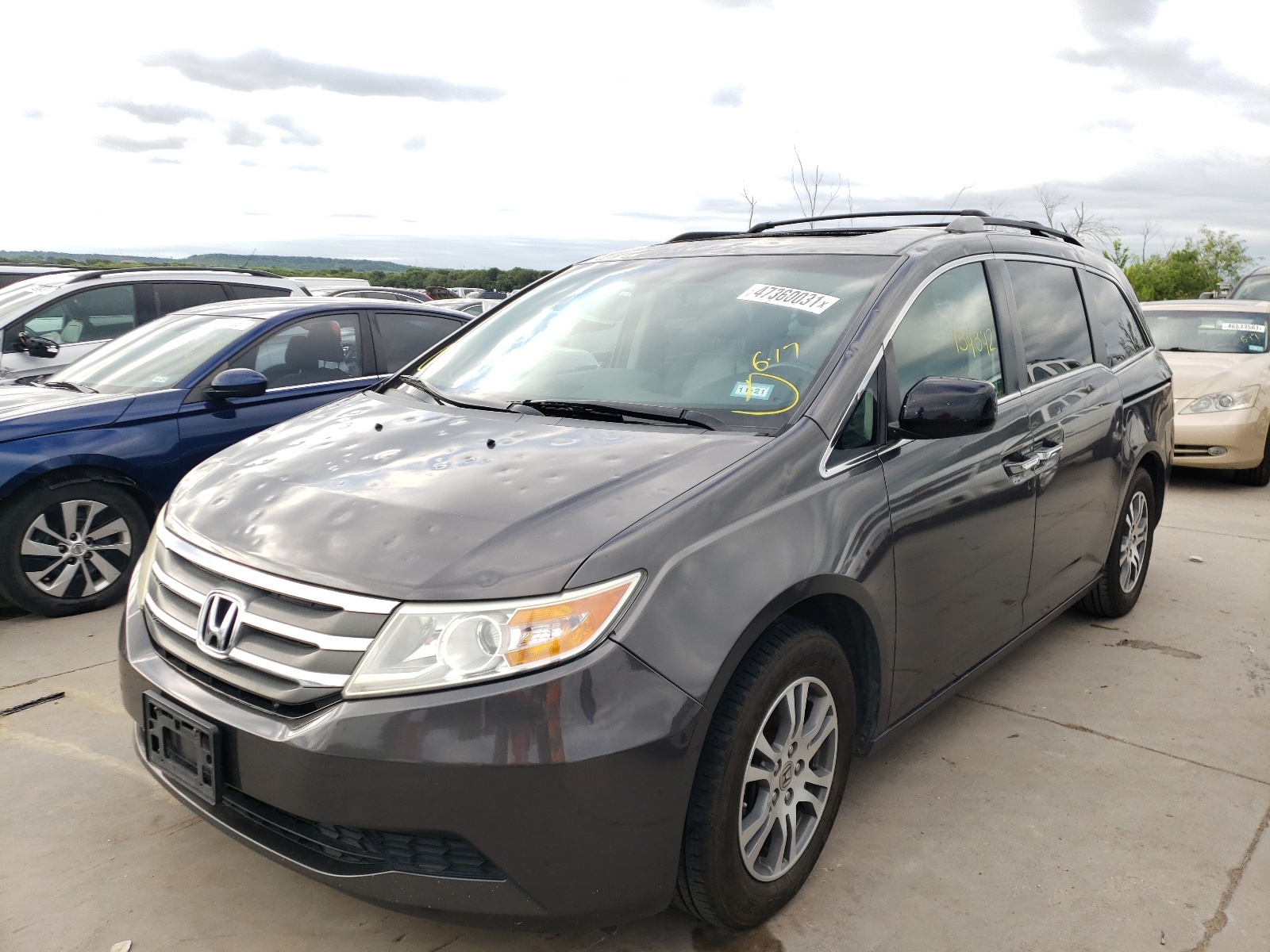 Photo 2 from auction – 2012 HONDA ODYSSEY EX with VIN 5FNRL5H63CB116514