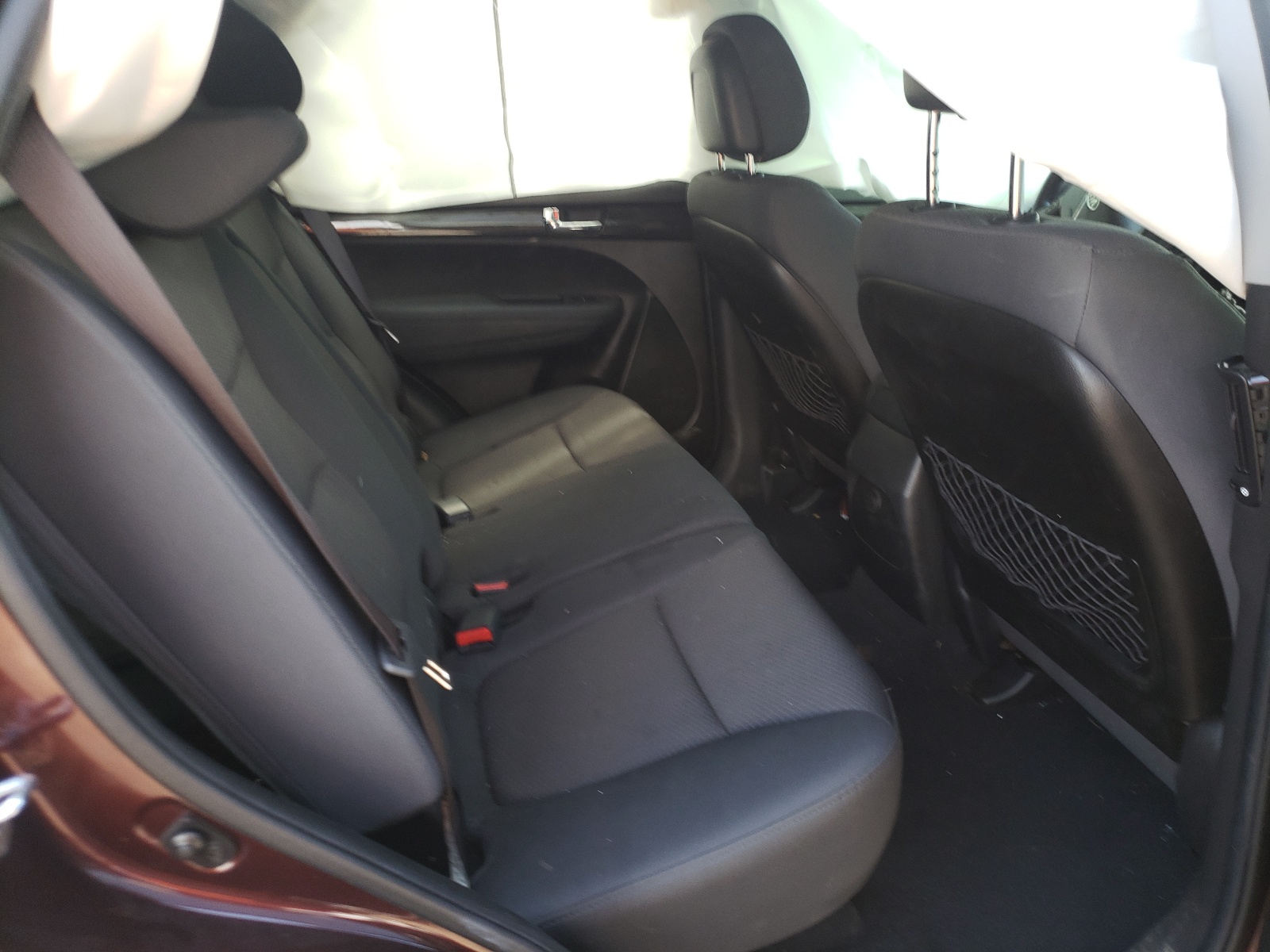 Photo 6 from auction – 2013 KIA SORENTO LX with VIN 5XYKT3A63DG337993