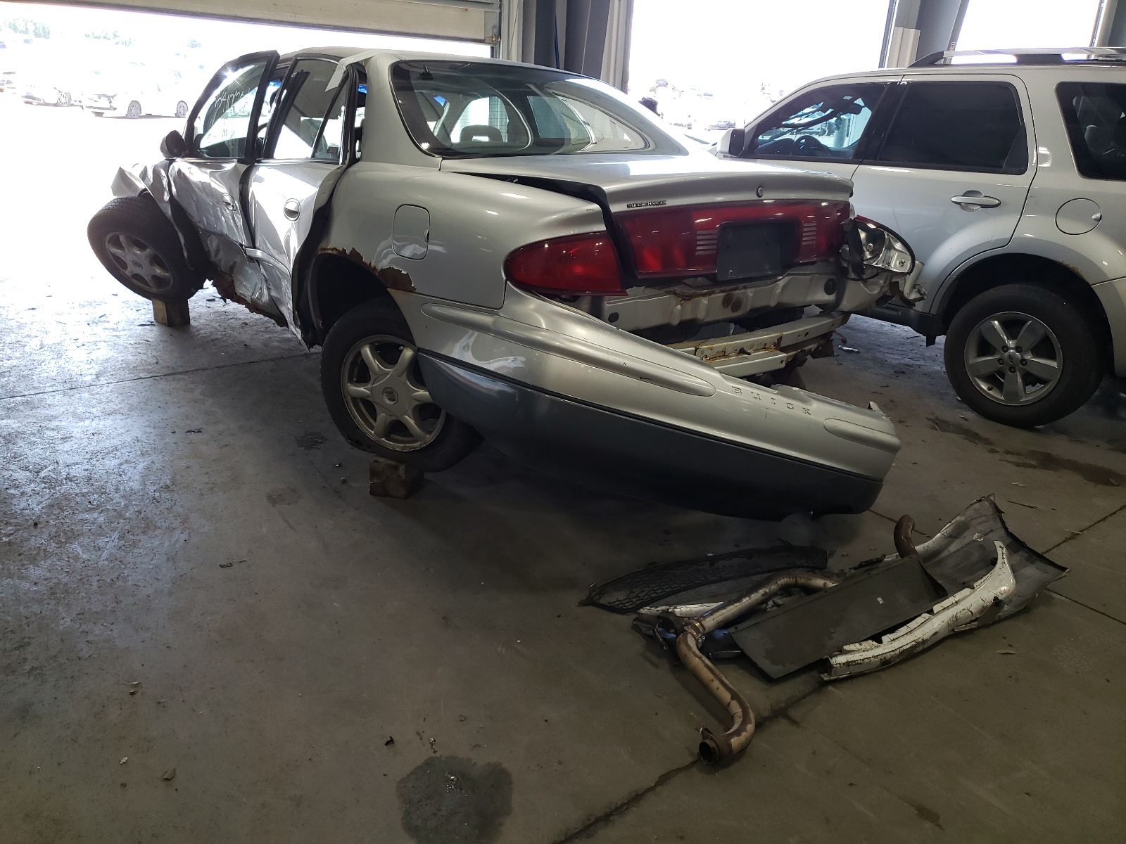 Photo 3 from auction – 2001 BUICK REGAL GS with VIN 2G4WF551X11317986