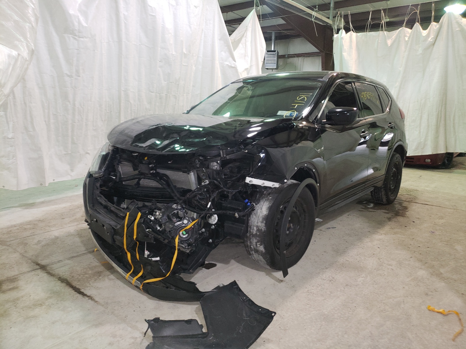 Photo 2 from auction – 2019 NISSAN ROGUE S with VIN 5N1AT2MV5KC825834