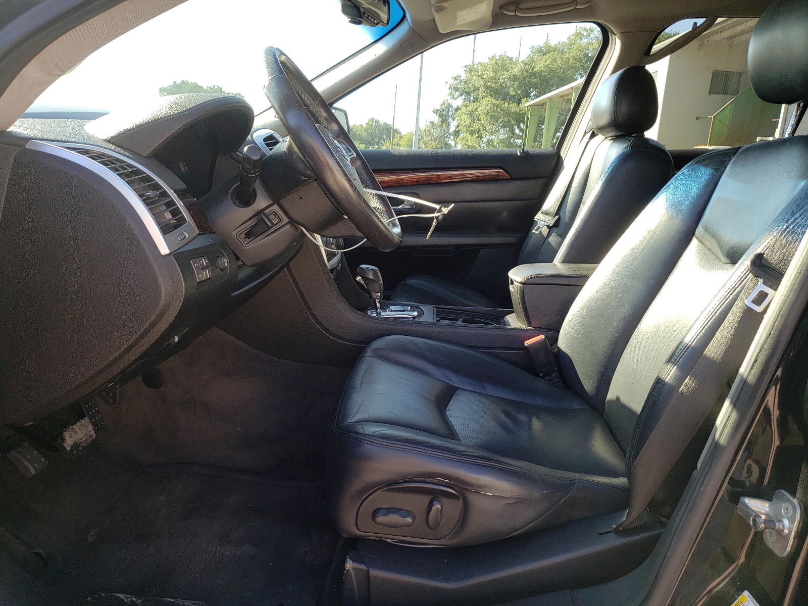 Photo 5 from auction – 2009 CADILLAC SRX with VIN 1GYEE637590101304