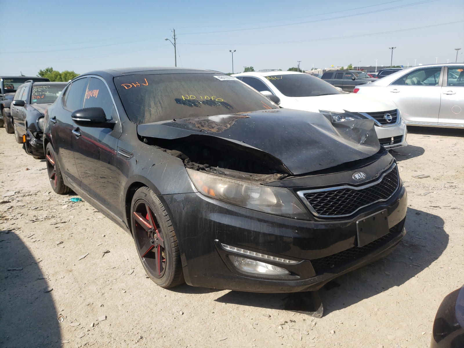 KIA OPTIMA SX 2013 with VIN 5XXGR4A65DG111744 - Photo from auction