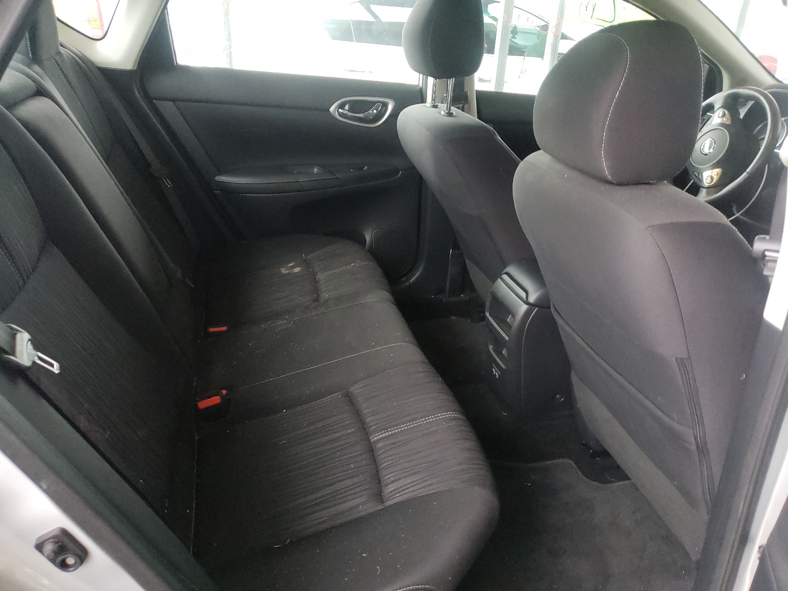 Photo 6 from auction – 2018 NISSAN SENTRA S with VIN 3N1AB7AP2JY265547