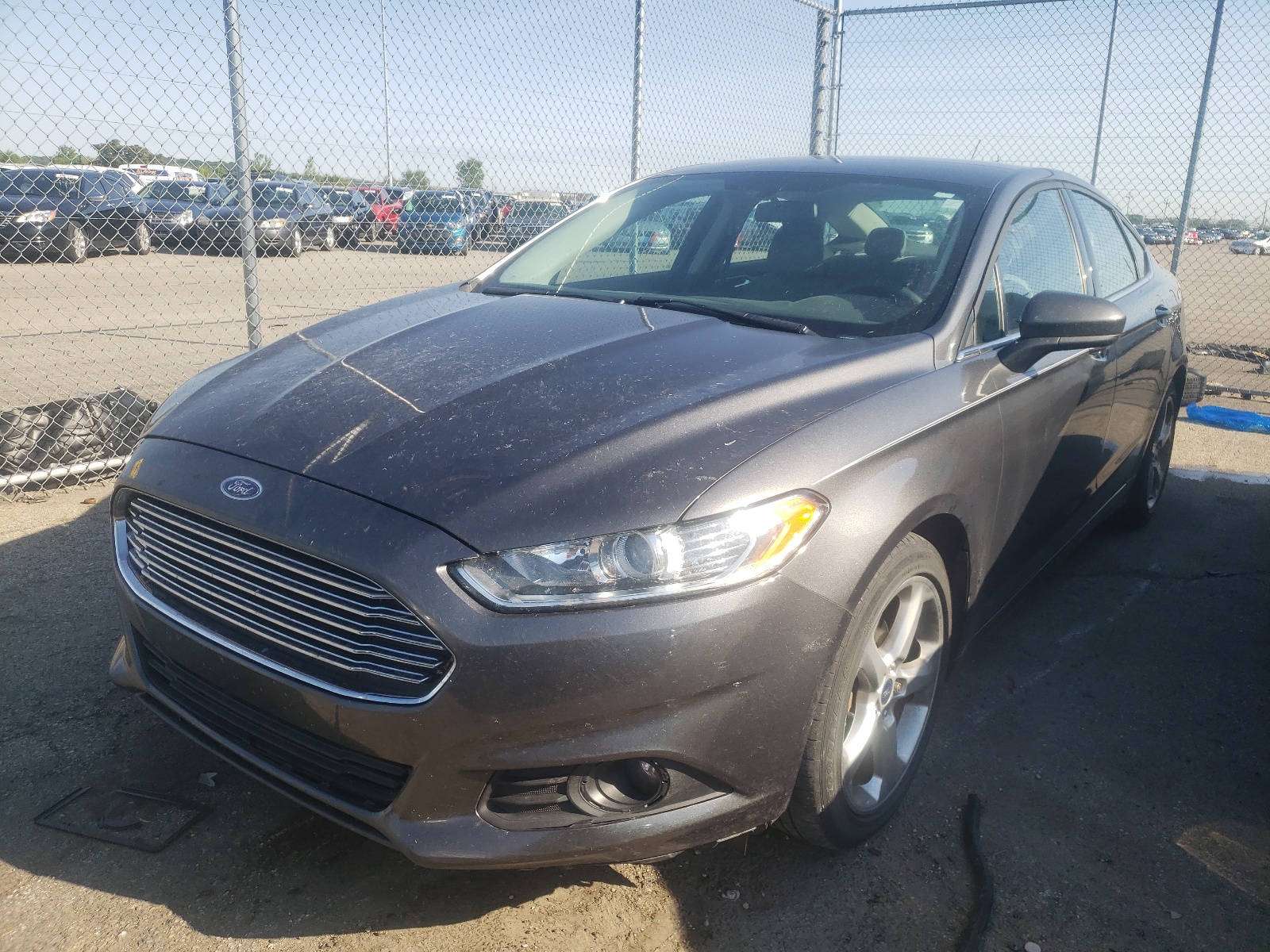 Photo 2 from auction – 2016 FORD FUSION S with VIN 3FA6P0G78GR232225