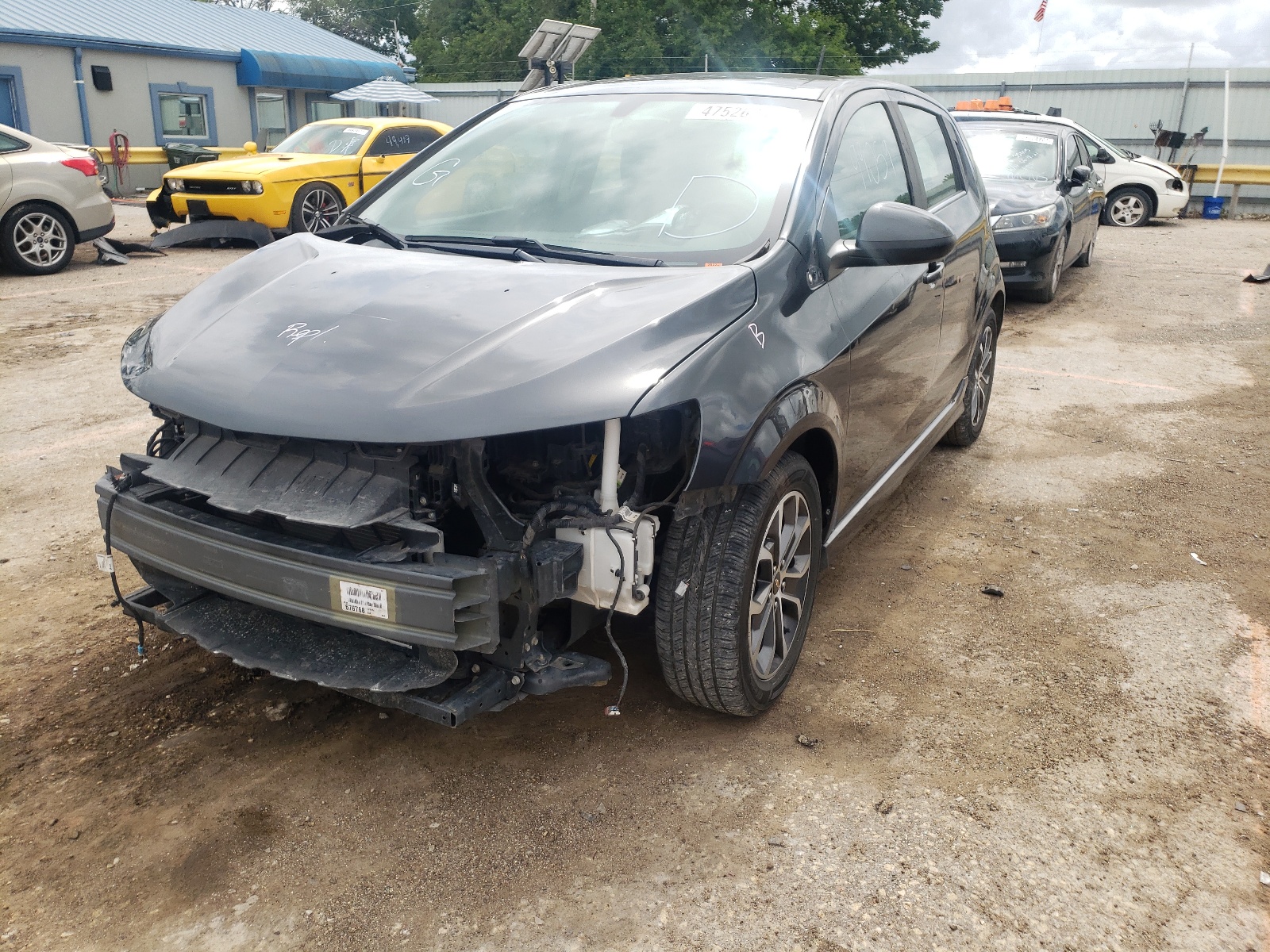 Photo 2 from auction – 2017 CHEVROLET SONIC LT with VIN 1G1JD6SH9H4130483
