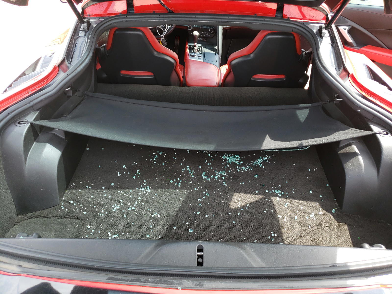 Photo 6 from auction – 2014 CHEVROLET CORVETTE S with VIN 1G1YK2D75E5123697