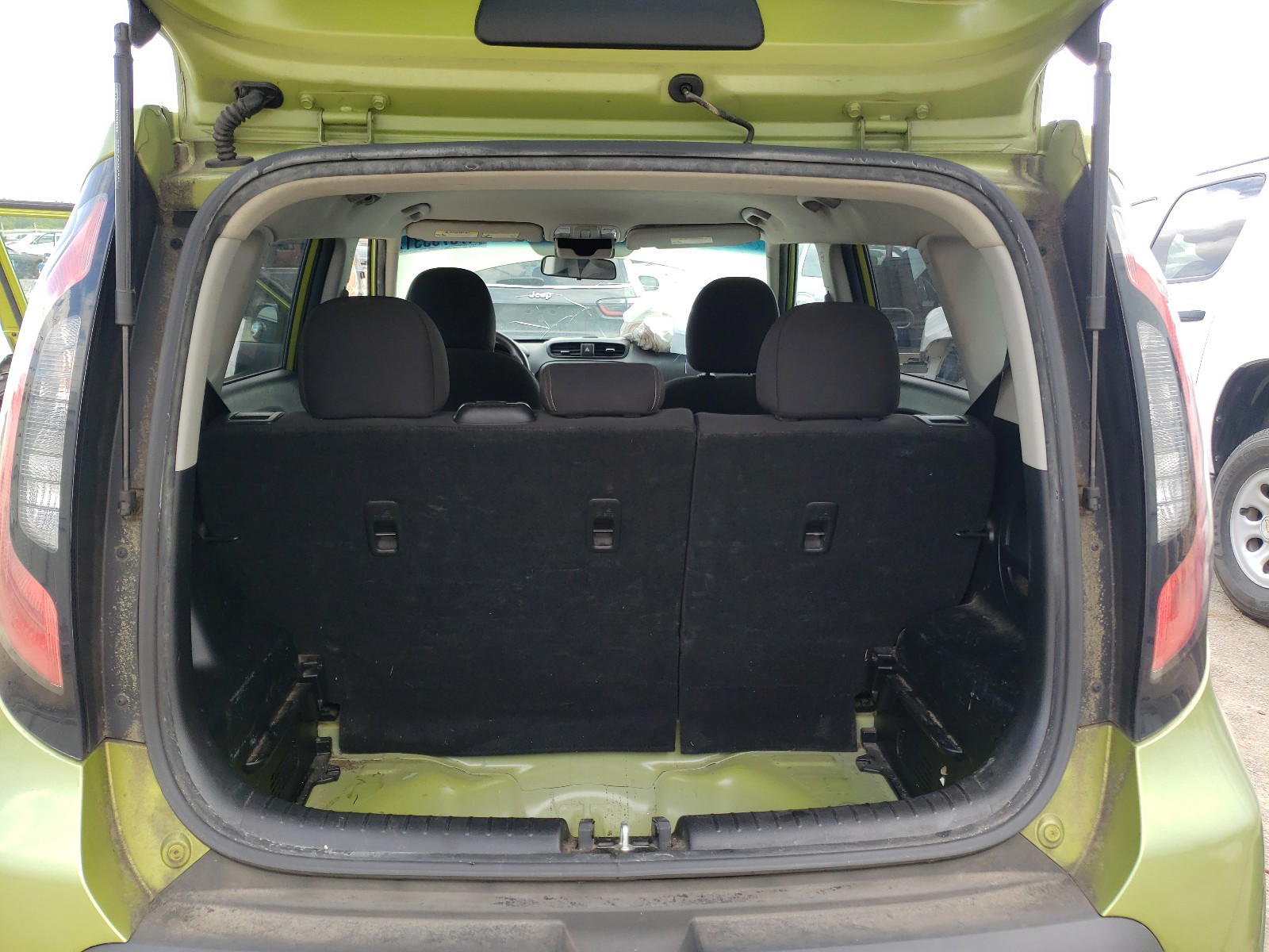 Photo 9 from auction – 2014 KIA SOUL with VIN KNDJN2A26E7726901
