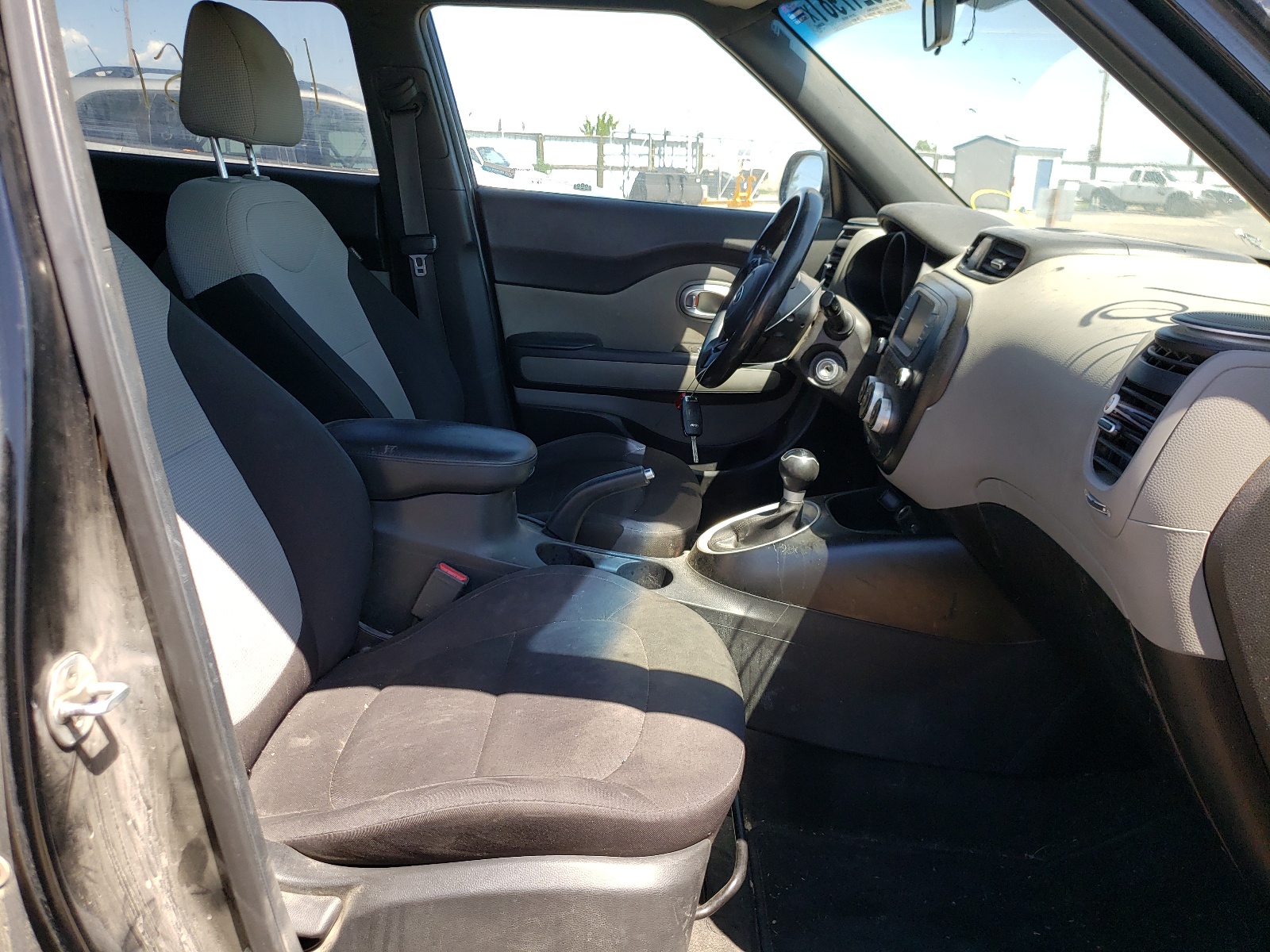 Zdjęcie 5 z aukcji – 2018 KIA SOUL z VIN KNDJN2A29J7563171