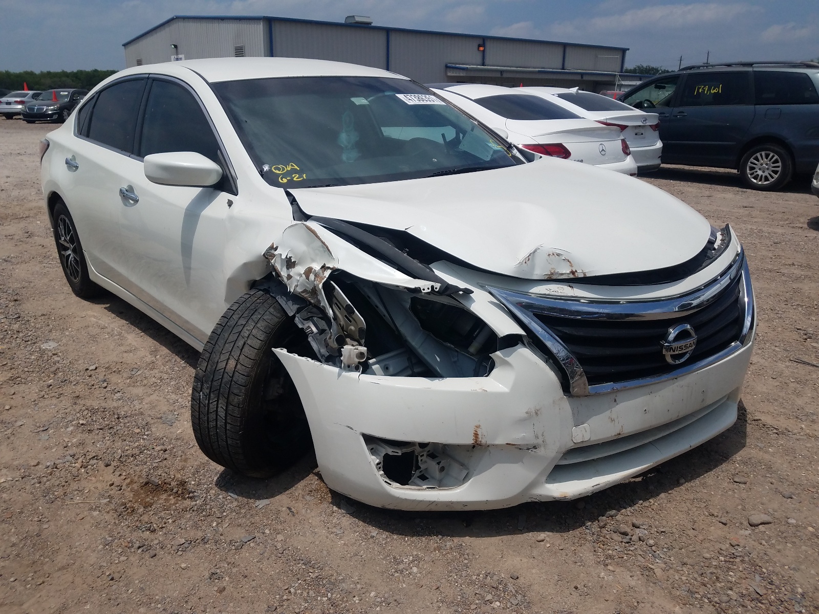 Photo 1 from auction – 2015 NISSAN ALTIMA 2.5 with VIN 1N4AL3AP8FN326591