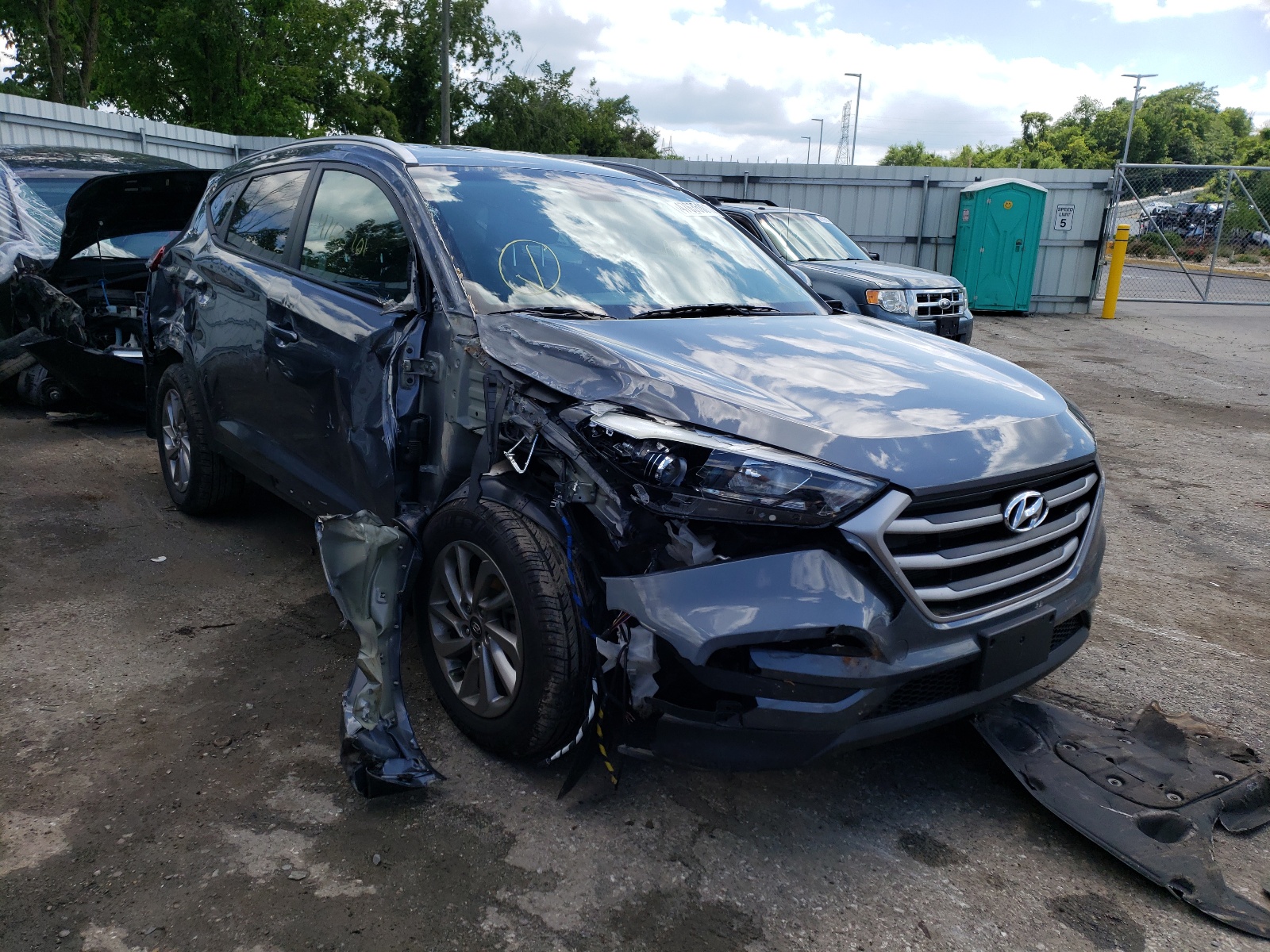 Photo 1 from auction – 2017 HYUNDAI TUCSON LIM with VIN KM8J3CA42HU450800