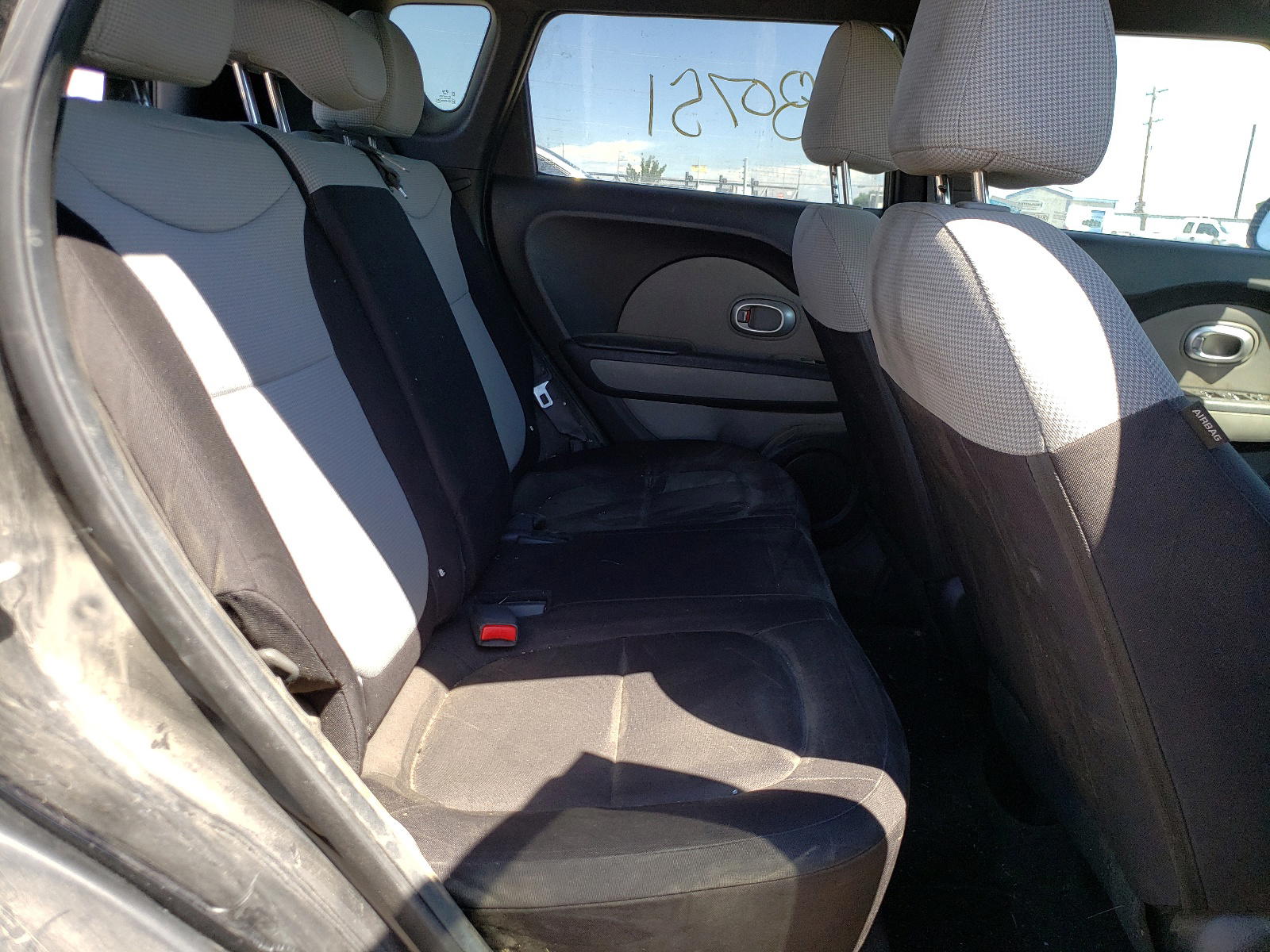 Photo 6 from auction – 2018 KIA SOUL with VIN KNDJN2A29J7563171