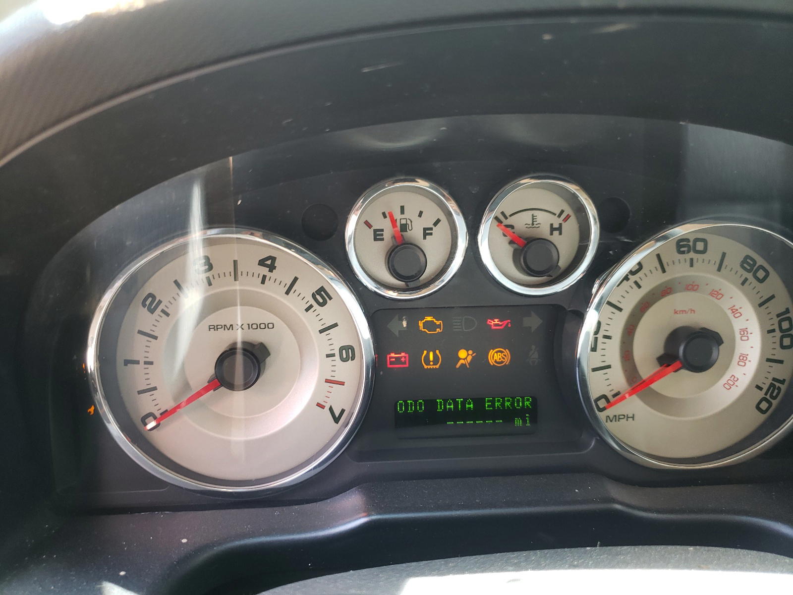 Photo 8 from auction – 2008 FORD EDGE SEL with VIN 2FMDK38C88BB29721